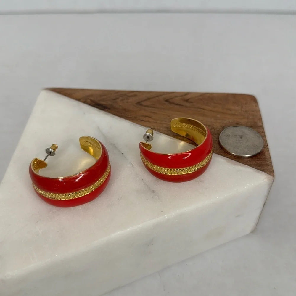Vintage 1980'sRed and Gold Hoop Earrings lot E10